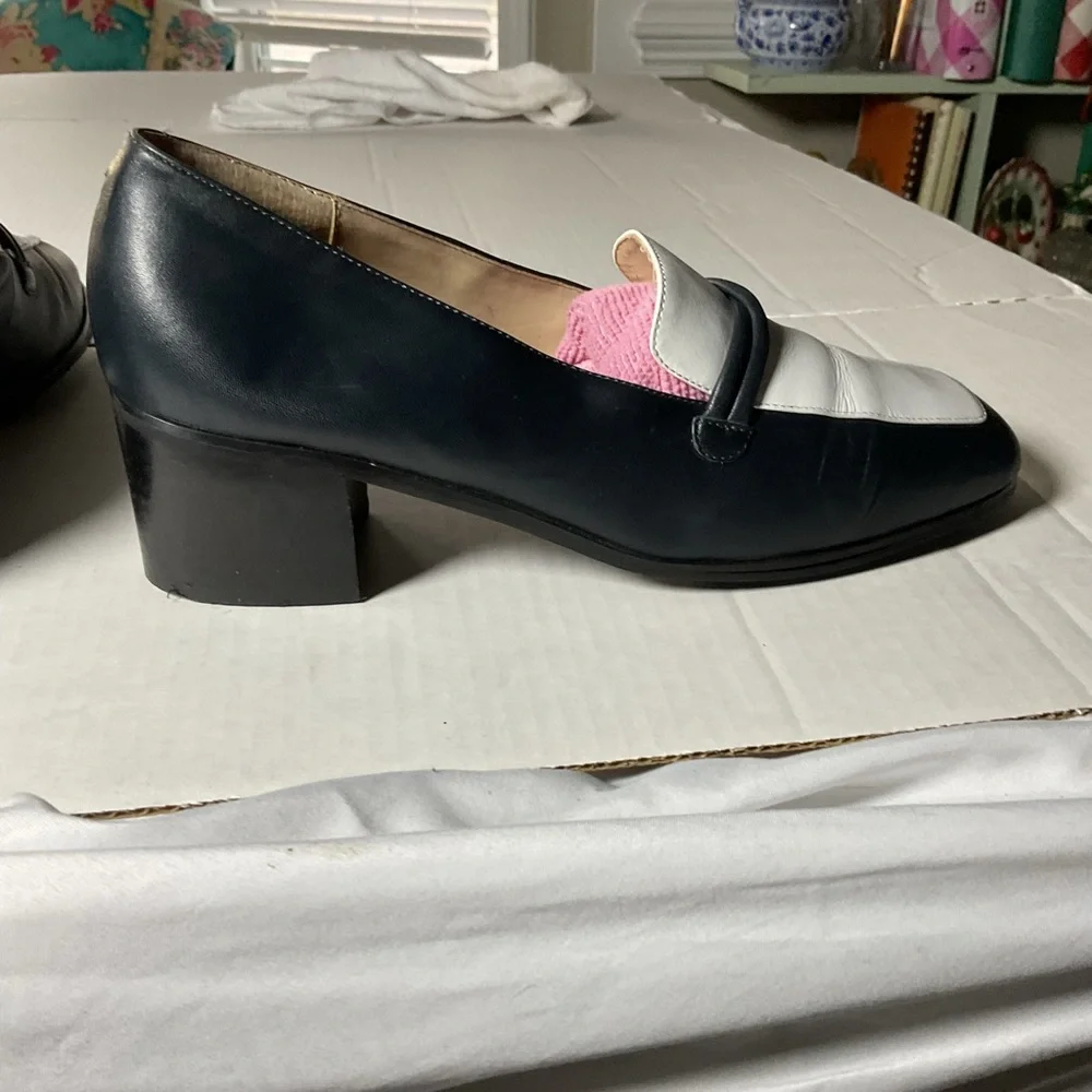 90s Jones New York Black and White loafer with chunky heel - Picture 5 of 7